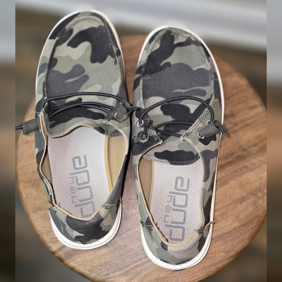 Hey Dude - Picture 5 of 7